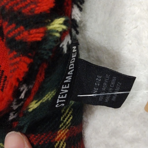 Scarf - Picture 3 of 3